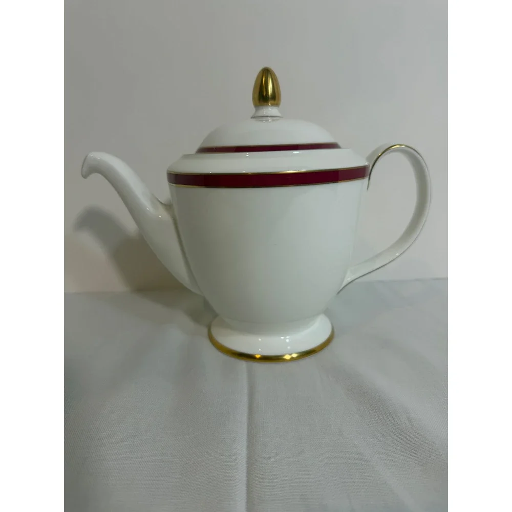 Minton Saturn Teapot Fine Bone China Burgundy Gold Trim England 1983 Vintage